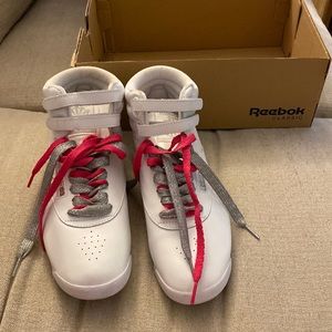 Reebok Freestyle Hi Athletic walking shoe